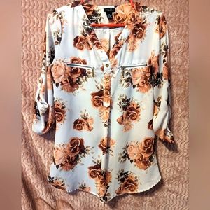 Rue21 size medium floral top